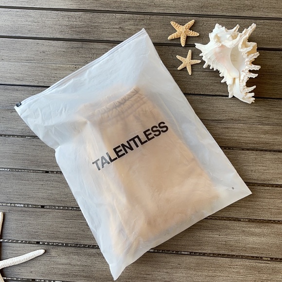 🌴🔆TALENTLESS- CAMAL JOGGERS SWEATPANTS🔆🌴 - Picture 2 of 9